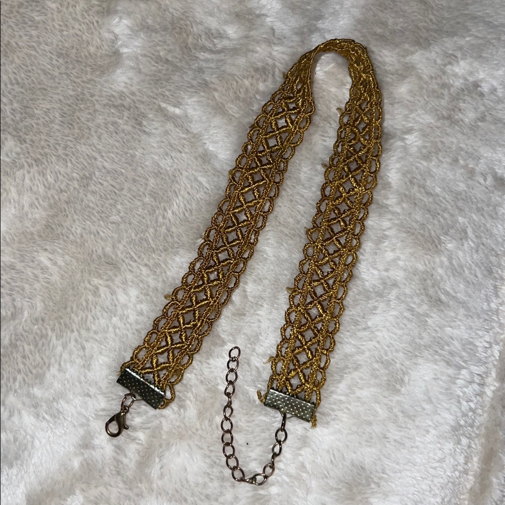 NWT BUNDLE OF 3 💋 CROCHETED LACE CHOKERS WITH EXTENDERS ROSE/GOLD/GREEN OS - Picture 9 of 12